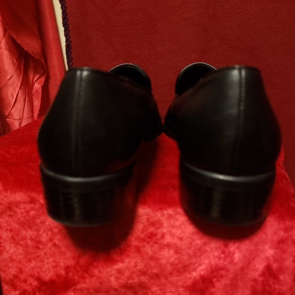 VICTORIA SPENCER-"AUSTIN"-BLACK LEATHER SLIP ON LOAFER/Sz. - Picture 4 of 7